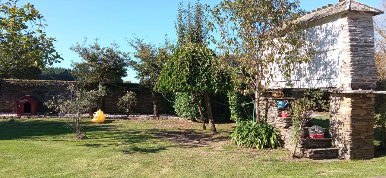 Casa Oute Guest House Sobrada Bagian luar foto