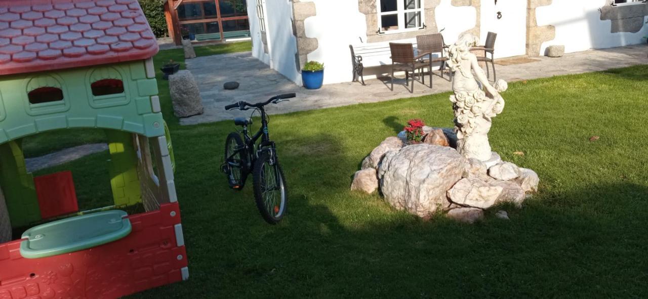 Casa Oute Guest House Sobrada Bagian luar foto